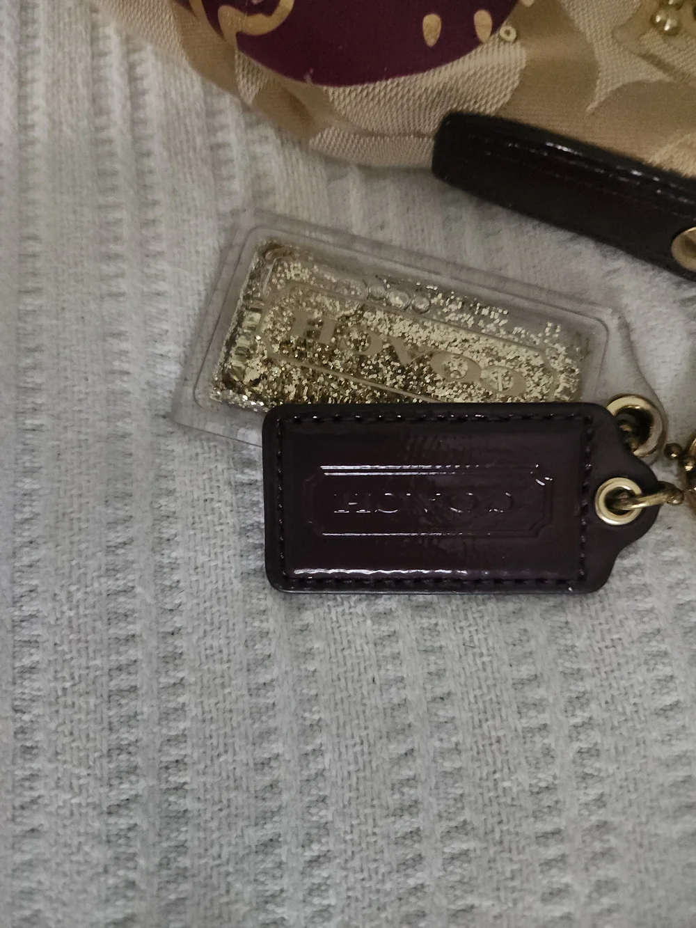 COACH Poppy Signature Beige Graphic Wristlet - Picture 4 of 8